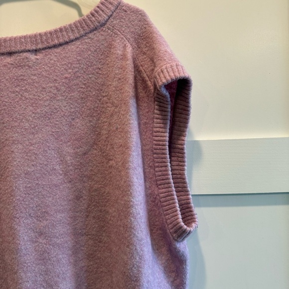 H&M Pink XXL V-Neck Sleeveless Sweater - Picture 6 of 7